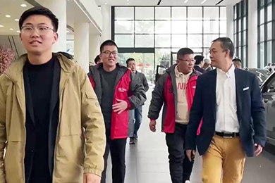 华天成提车大合集
