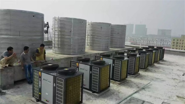 空气能热泵助力工厂热水系统低碳节能改造