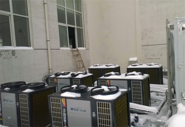 严寒地区学校建设空气源热水系统需要注意的点