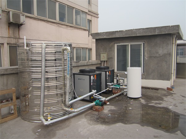 空气能热水器：会所的恒温热水解决方案