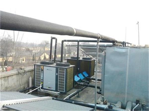 河南企业响应环保号召，采用空气能热泵热水器